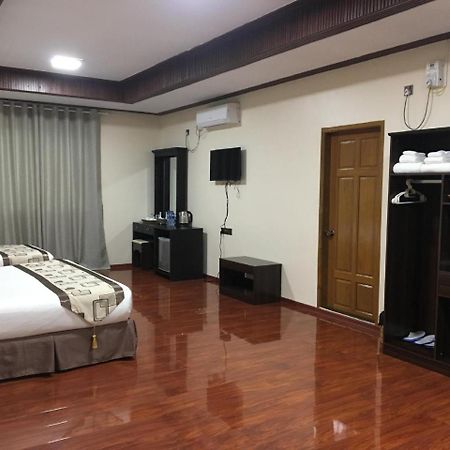 Hotel Yadanar Oo Mandalaj Zewnętrze zdjęcie