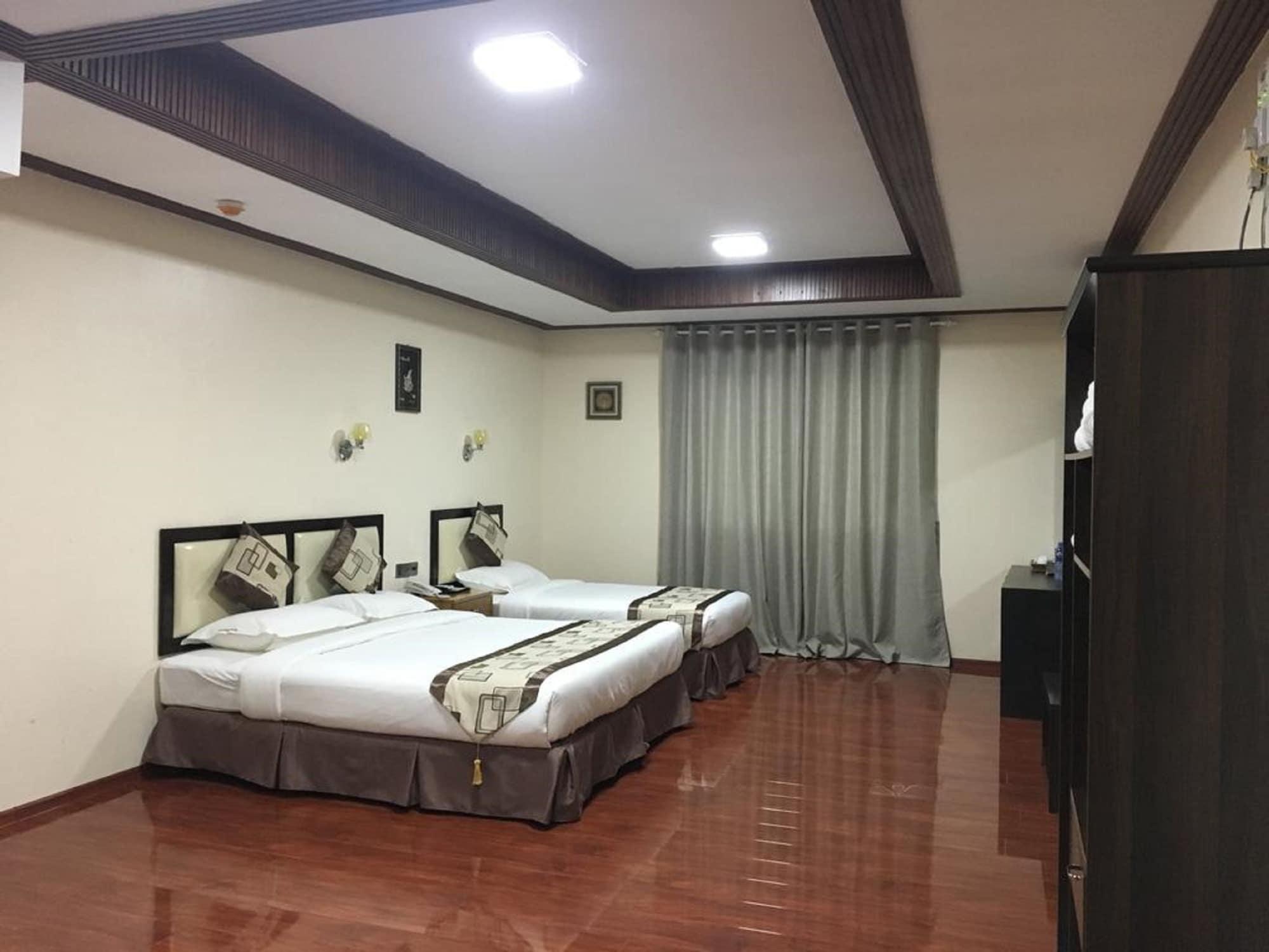 Hotel Yadanar Oo Mandalaj Zewnętrze zdjęcie