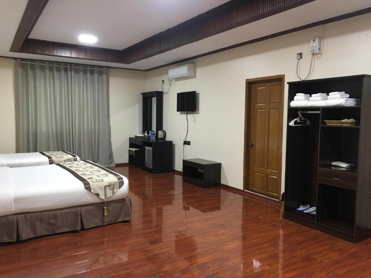 Hotel Yadanar Oo Mandalaj Zewnętrze zdjęcie